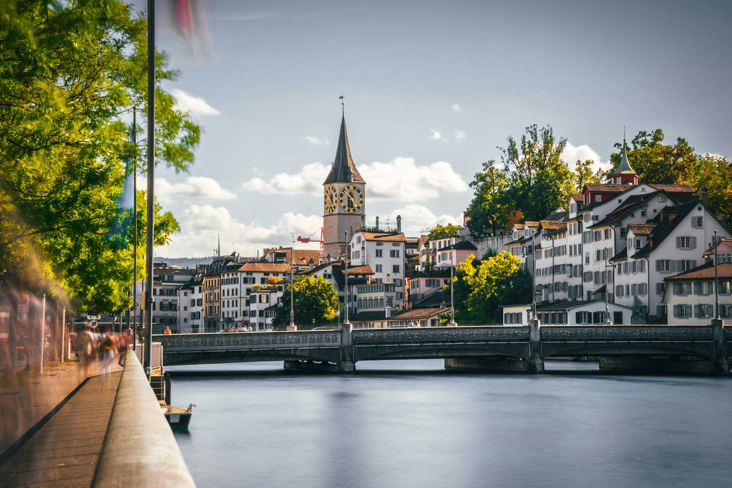 The Limmat and Zürich's old town, seen from Münsterbrücke